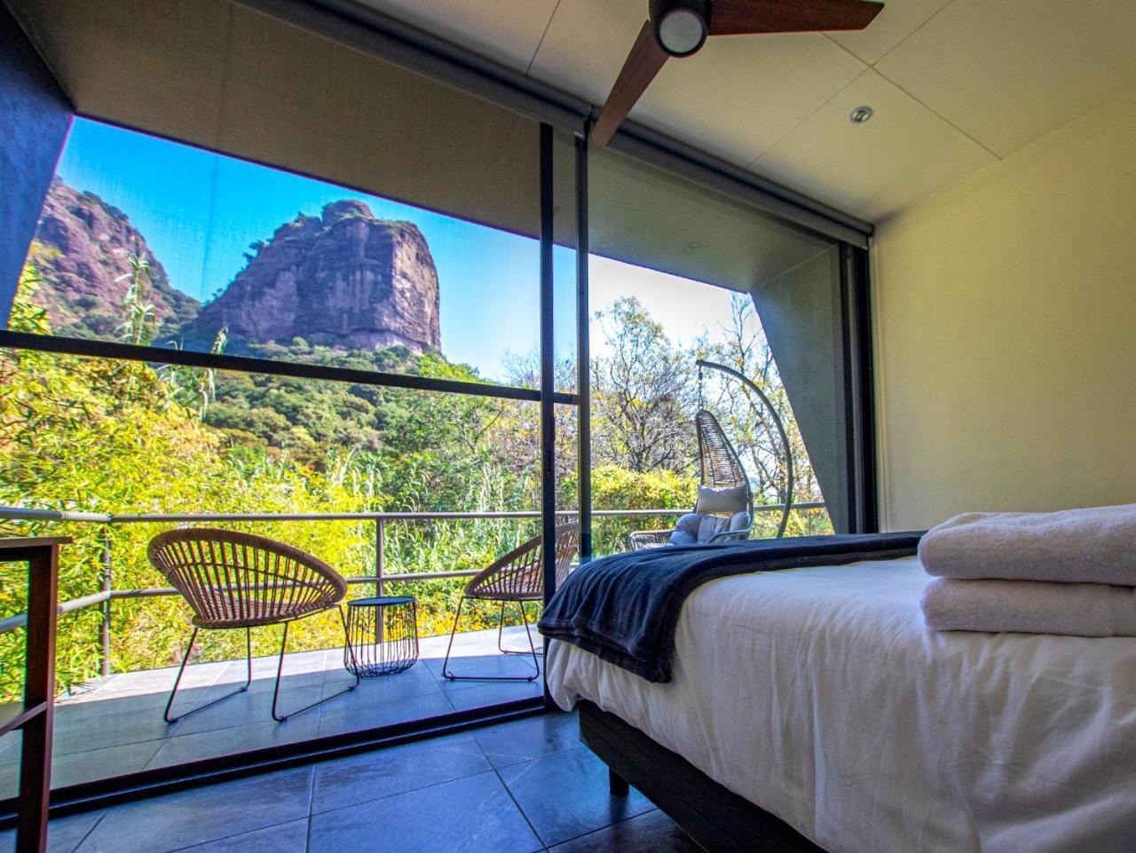 Bajo La Montana Tepoztlán Exterior foto